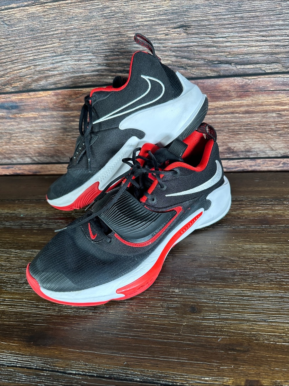 Nike Zoom Freak 3 "Bred" basketball shoes- Black, White & Red